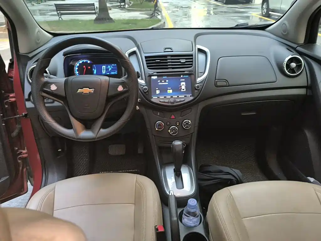 Chevrolet Trax 2014 — фото 10