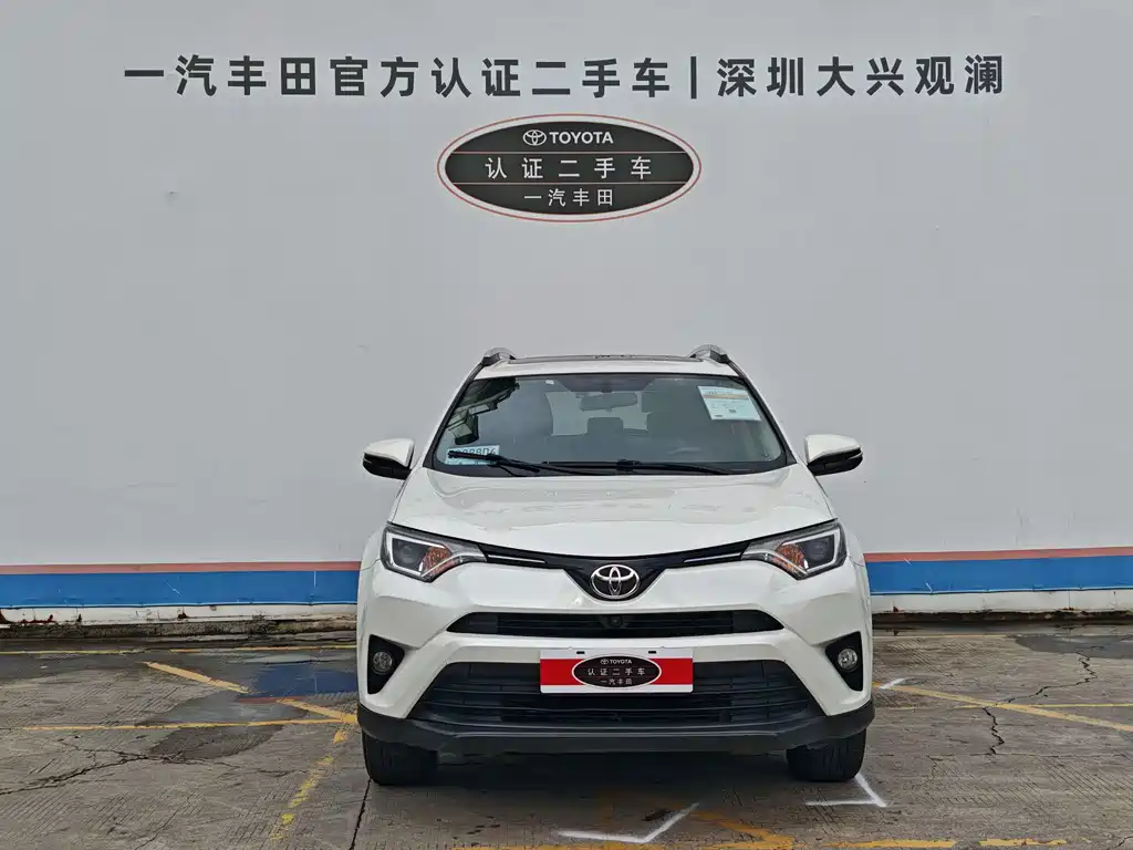 Toyota RAV4 2019 — фото 2