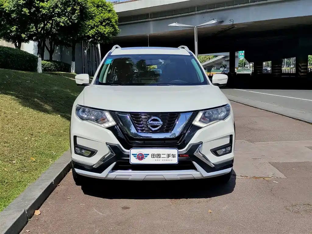 Nissan X-Trail 2018 — фото 2