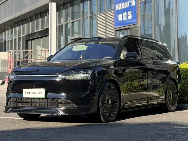 AITO M9 2025