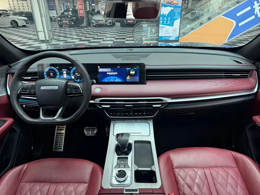 Jetour X70 PLUS 2022 — фото 11