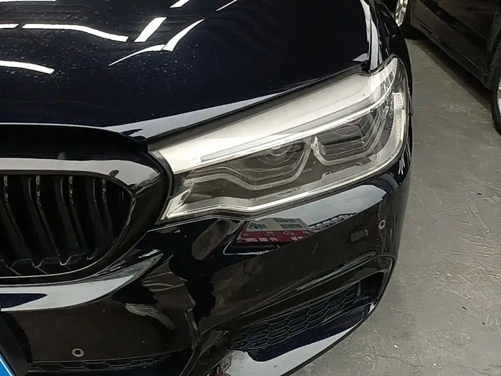 BMW 5 Series 2020 — фото 24