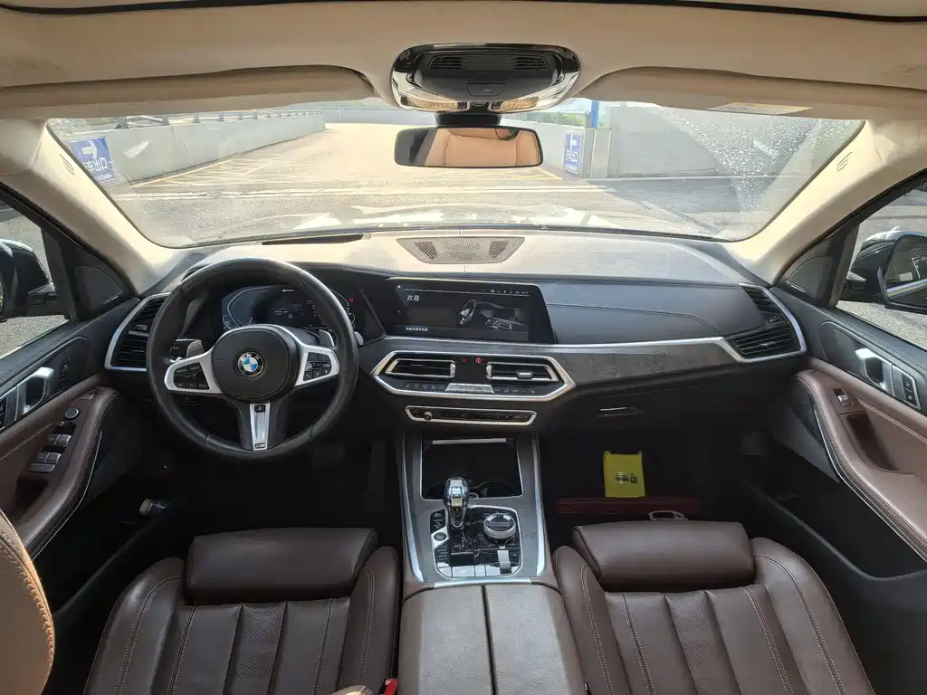 BMW X5 New Energy 2020 — фото 6