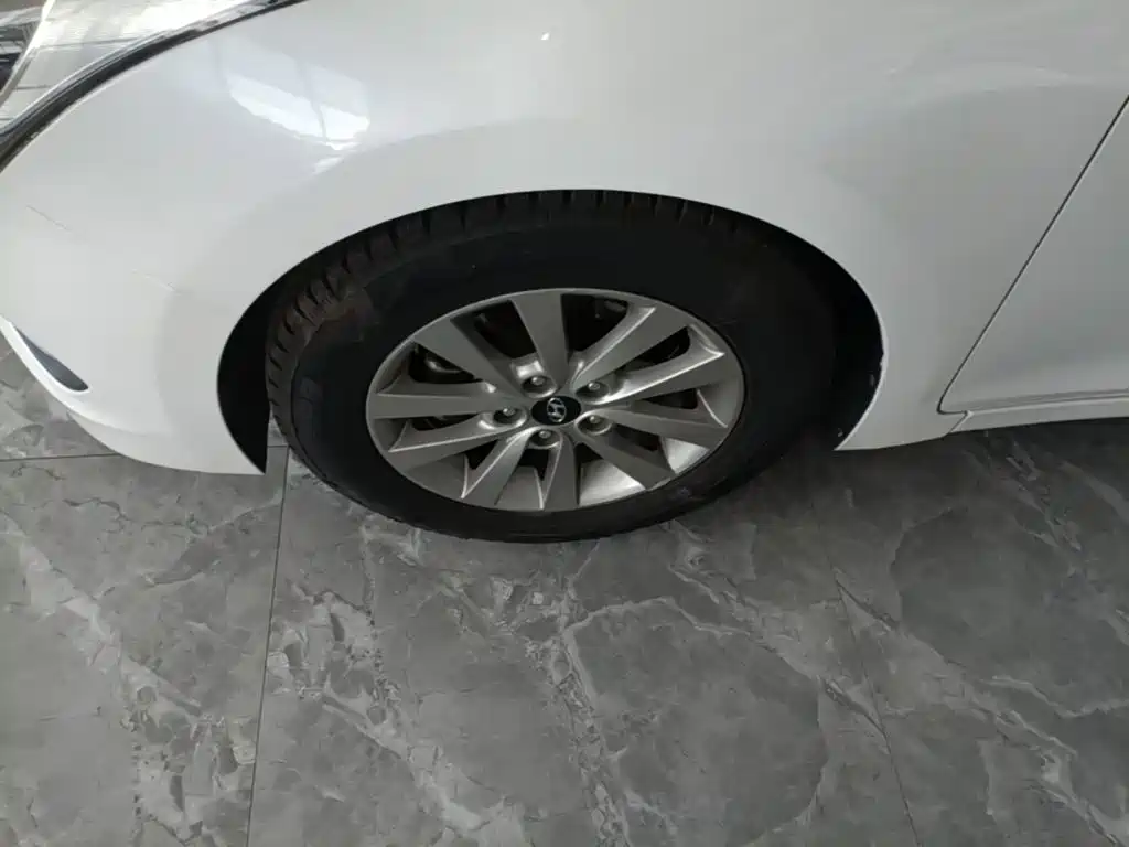 Hyundai Mistra 2015 — фото 23