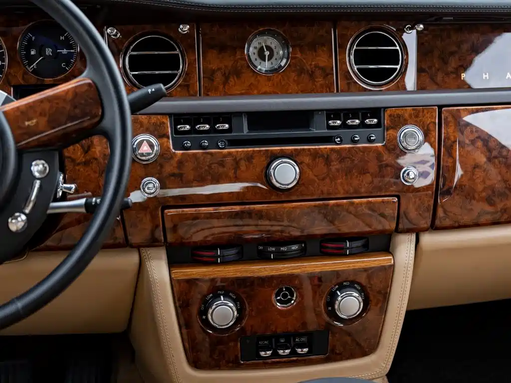 Rolls-Royce Phantom 2012 — фото 17