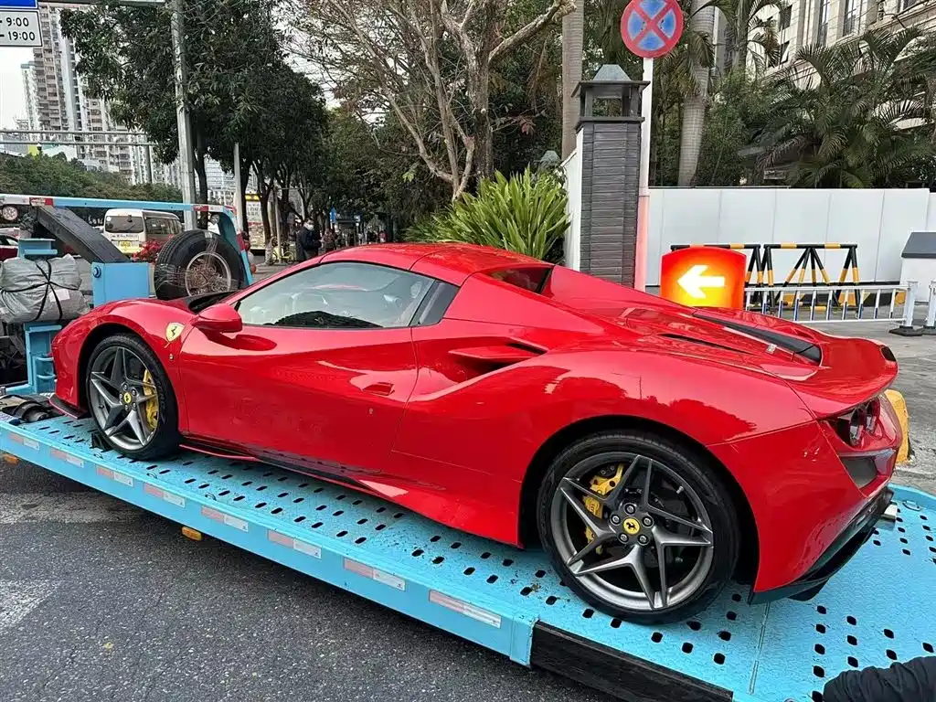 Ferrari F8 2022 — фото 6