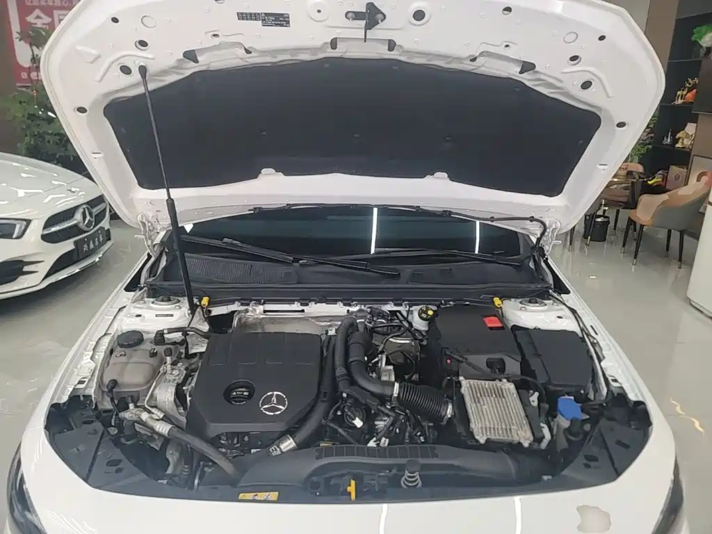 Mercedes-Benz A-Class 2024 — фото 20