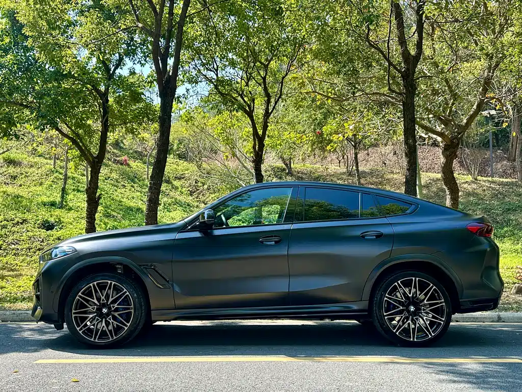 BMW X6 M 2025 — фото 4