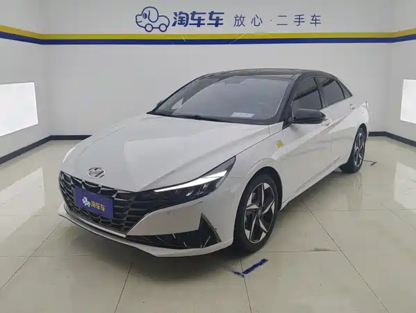 Hyundai Elantra 2021
