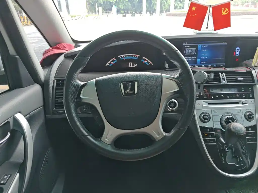 Luxgen Big 7 MPV 2017