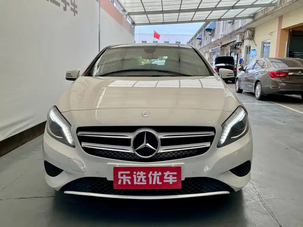 Mercedes-Benz A-Class 2015