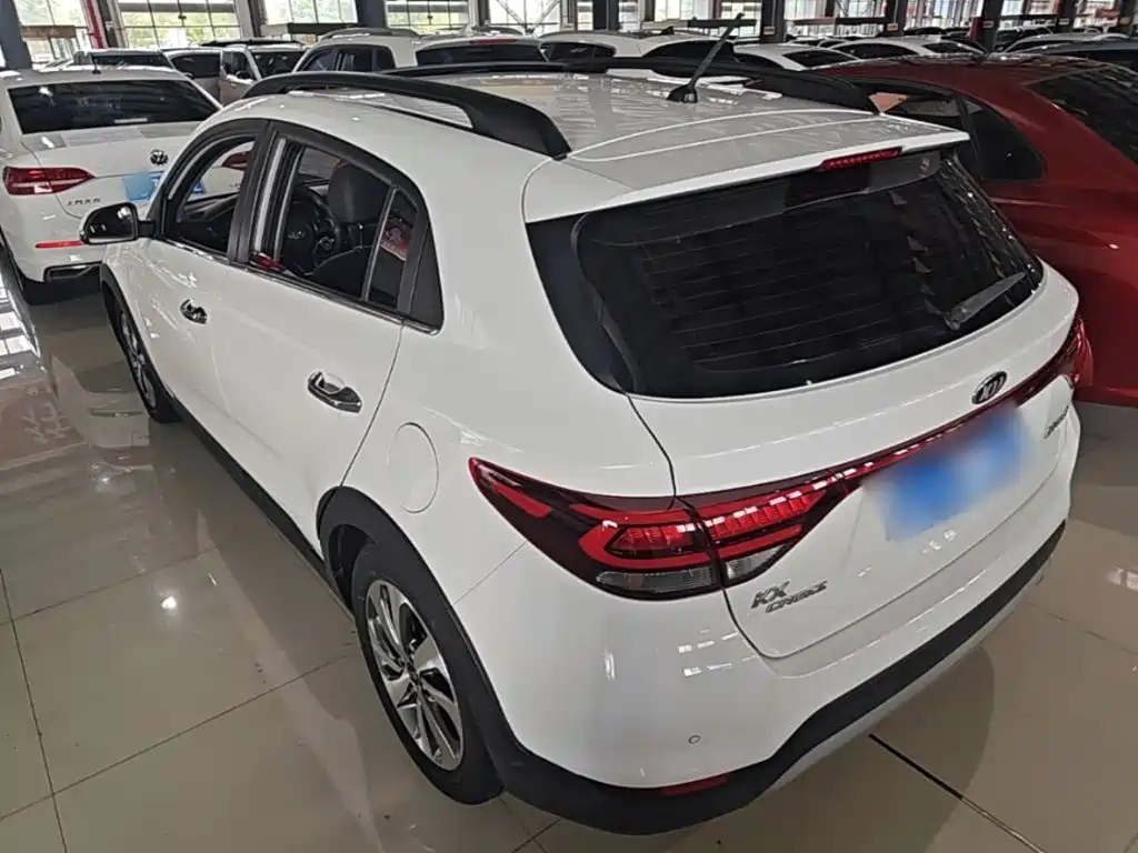 Kia KX CROSS 2017 — фото 5