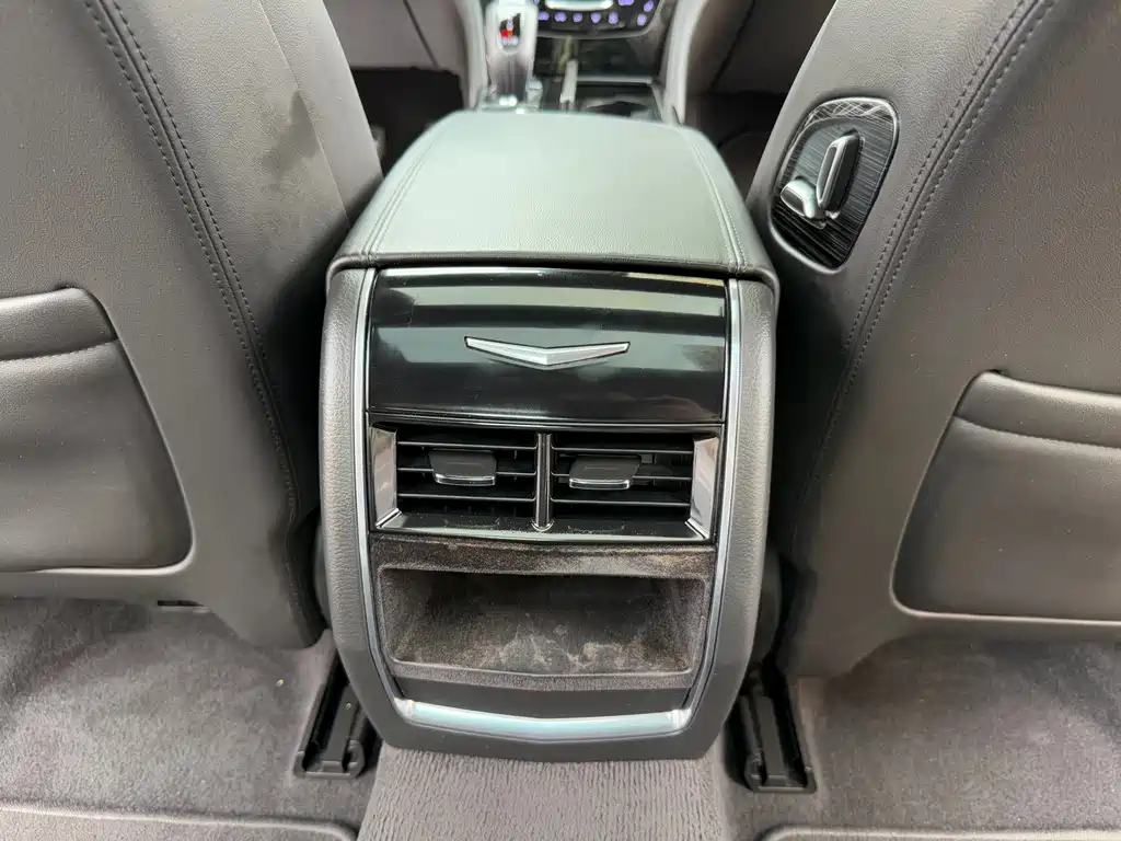 Cadillac CT6 2019 — фото 17