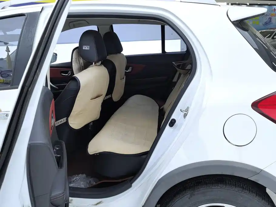 Haval H1 2015 — фото 11