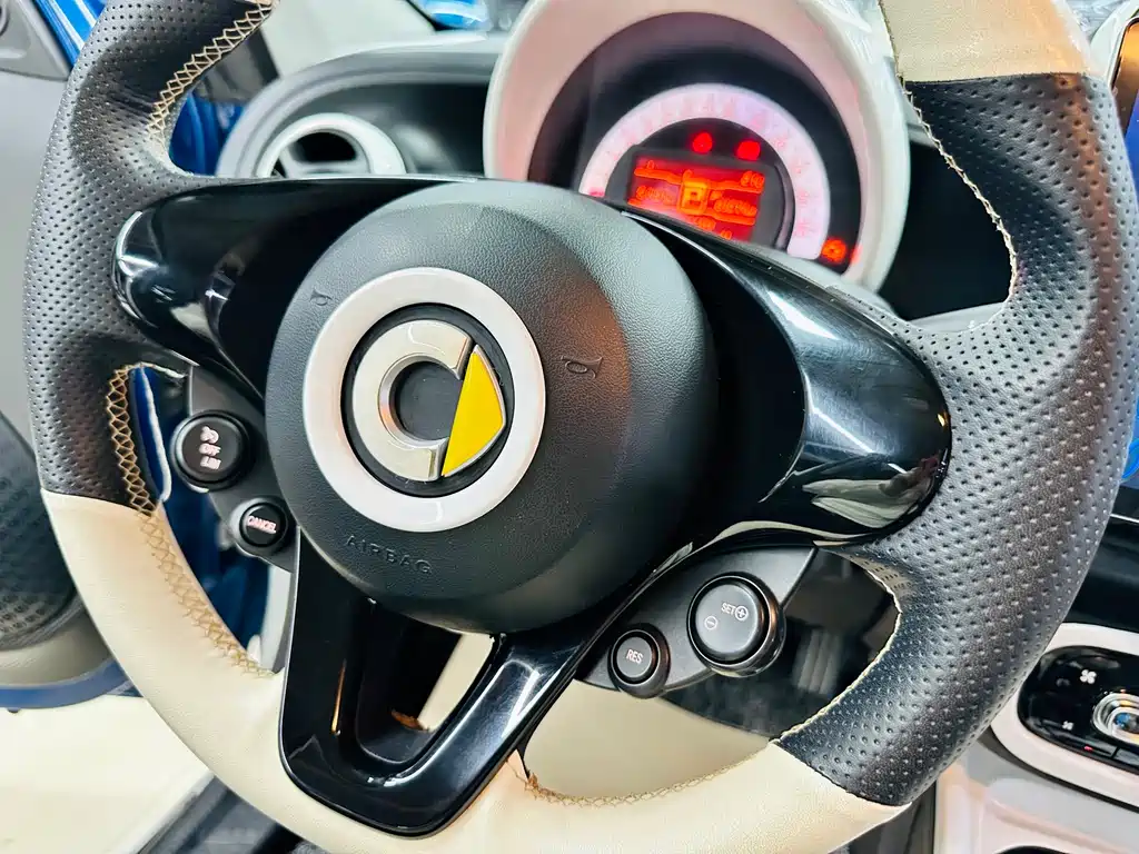 smart Forfour 2017 — фото 35