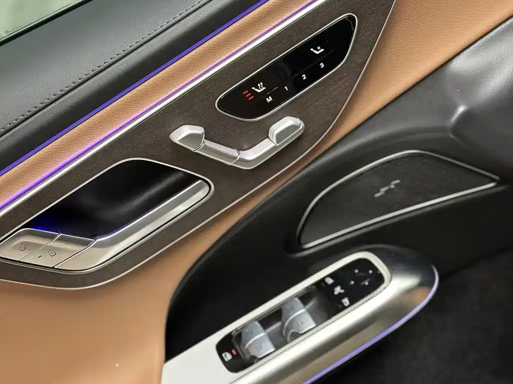 Mercedes-Benz E-Class New Energy 2025 — фото 12