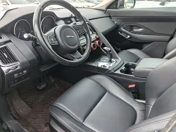 Jaguar E-PACE 2018