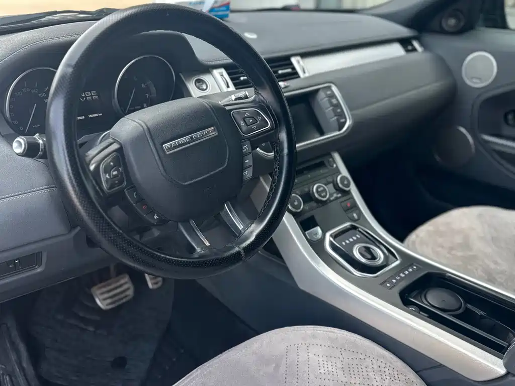 Land Rover Evoque 2012 — фото 2