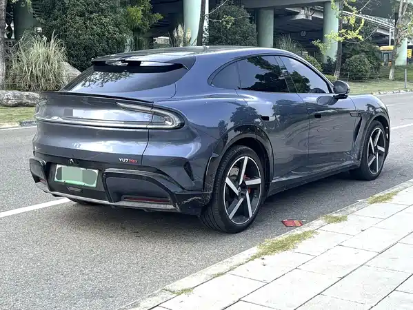 Xiaomi YU7 2025