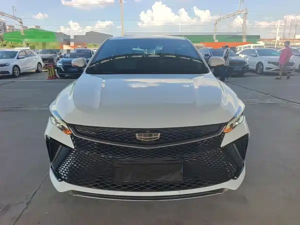 Geely Emgrand L 2022