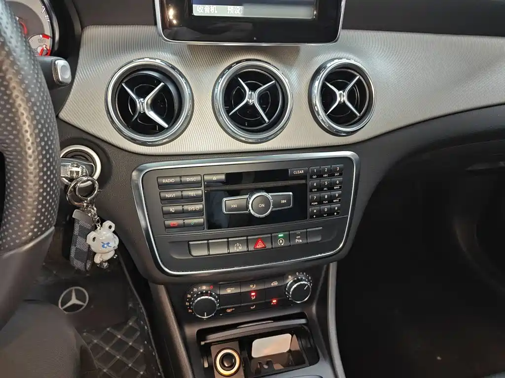 Mercedes-Benz GLA 2015 — фото 4