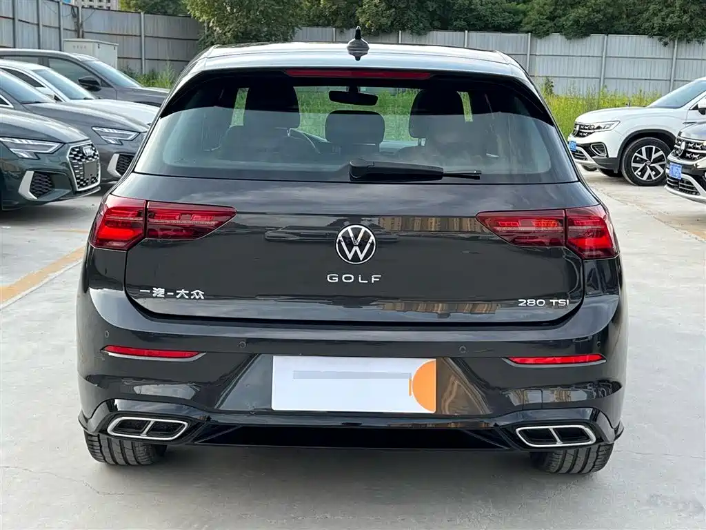 Volkswagen Golf 2023