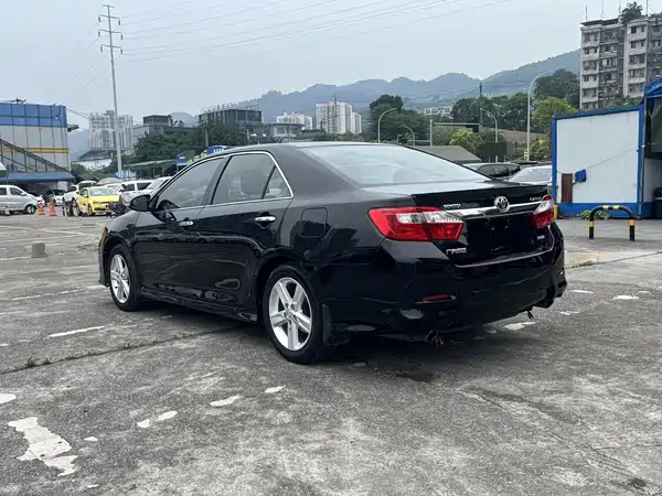 Toyota Camry 2014