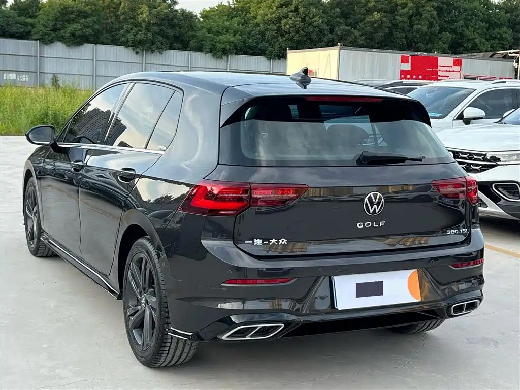 Volkswagen Golf 2023