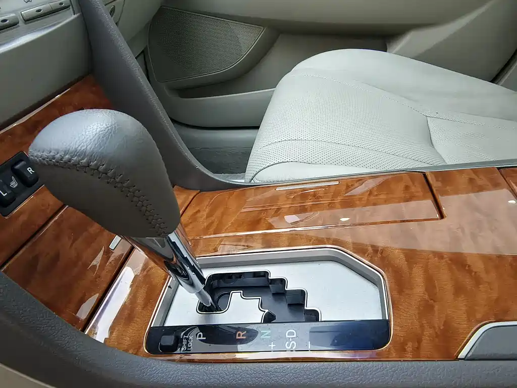 Toyota Camry 2008 — фото 16