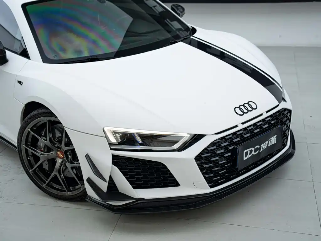 Audi R8 2018 — фото 7