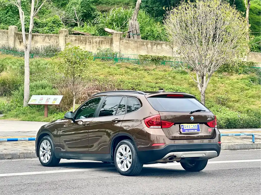 BMW X1 2014 — фото 13
