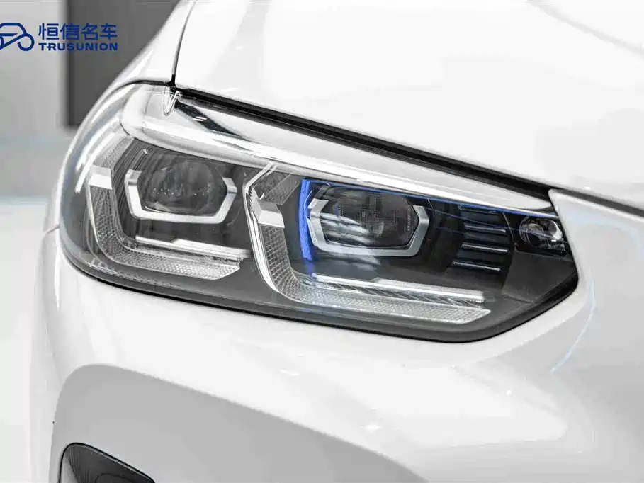 BMW X4 2022 — фото 10