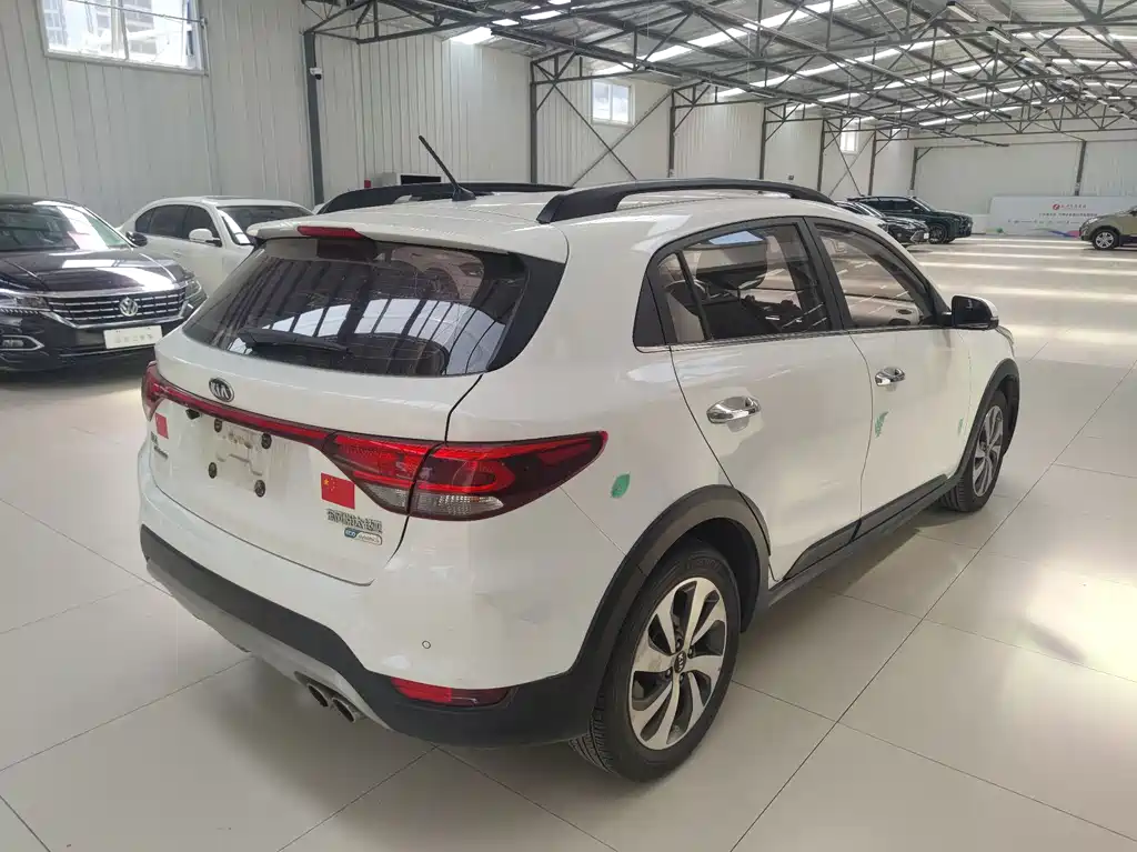 Kia KX Cross 2019 — фото 5