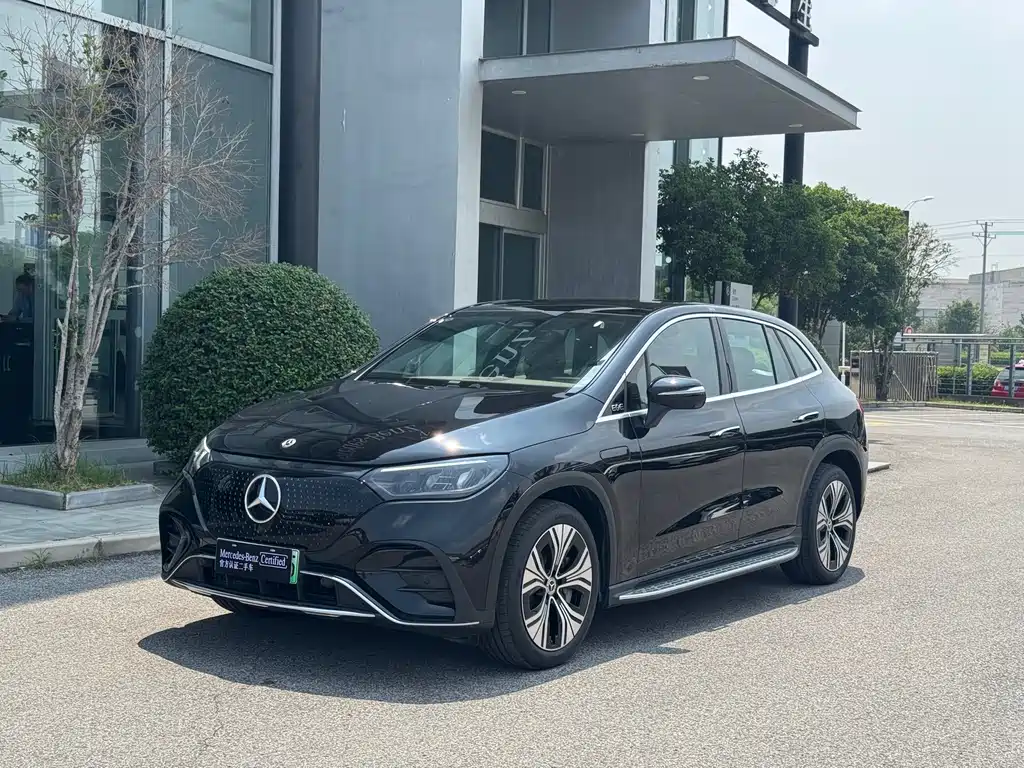 Mercedes-Benz EQE SUV 2025