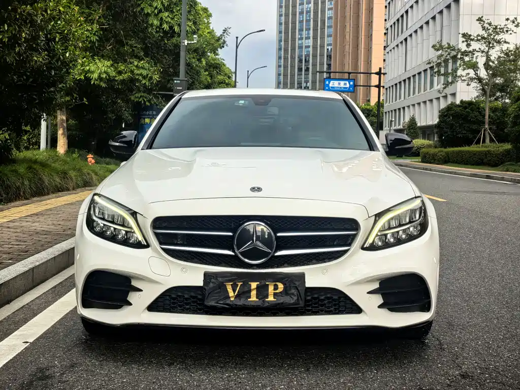 Mercedes-Benz C-Class 2019 — фото 2