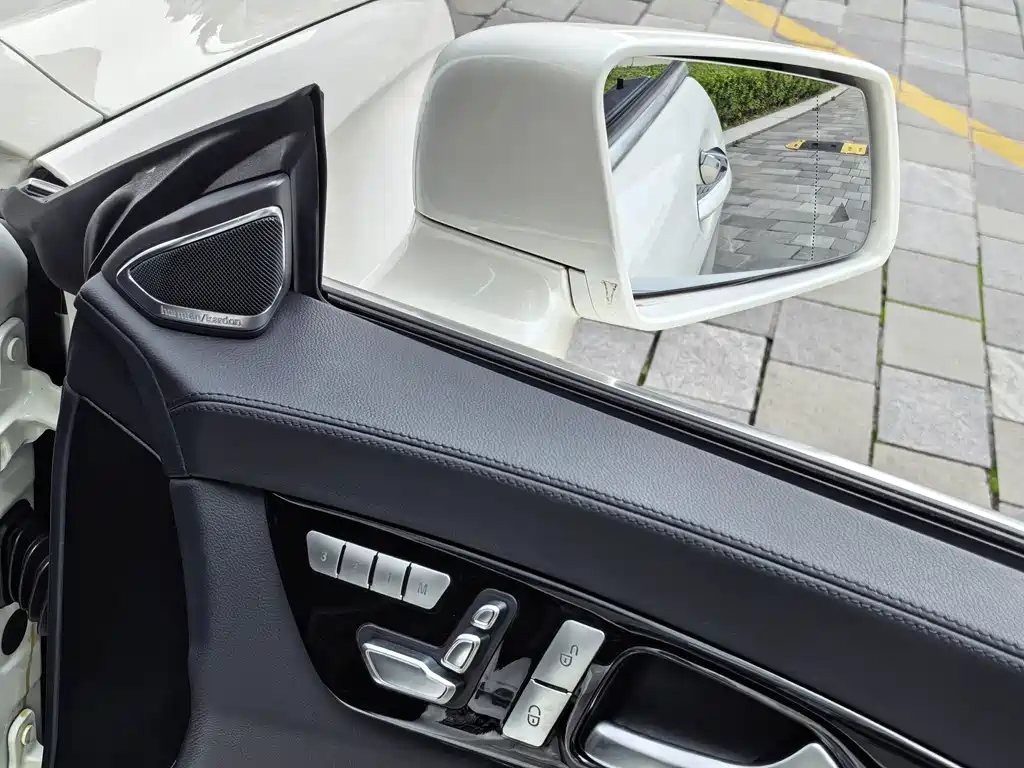 Mercedes-Benz CLS AMG 2018 — фото 18