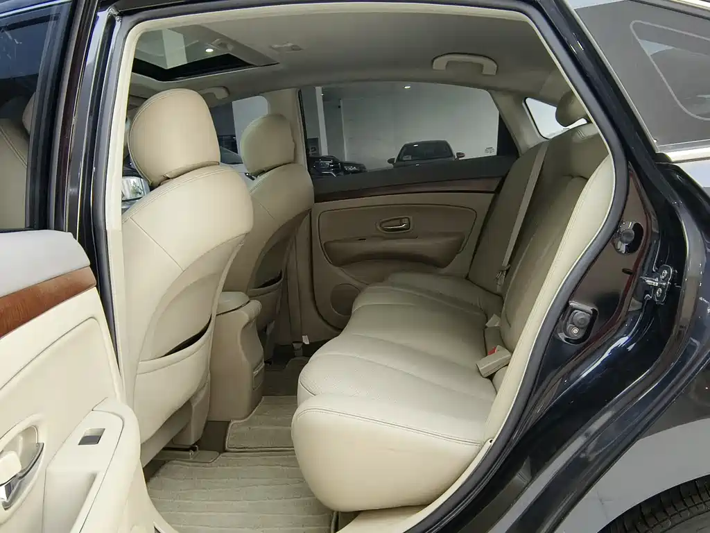 Nissan Sylphy 2012 — фото 9