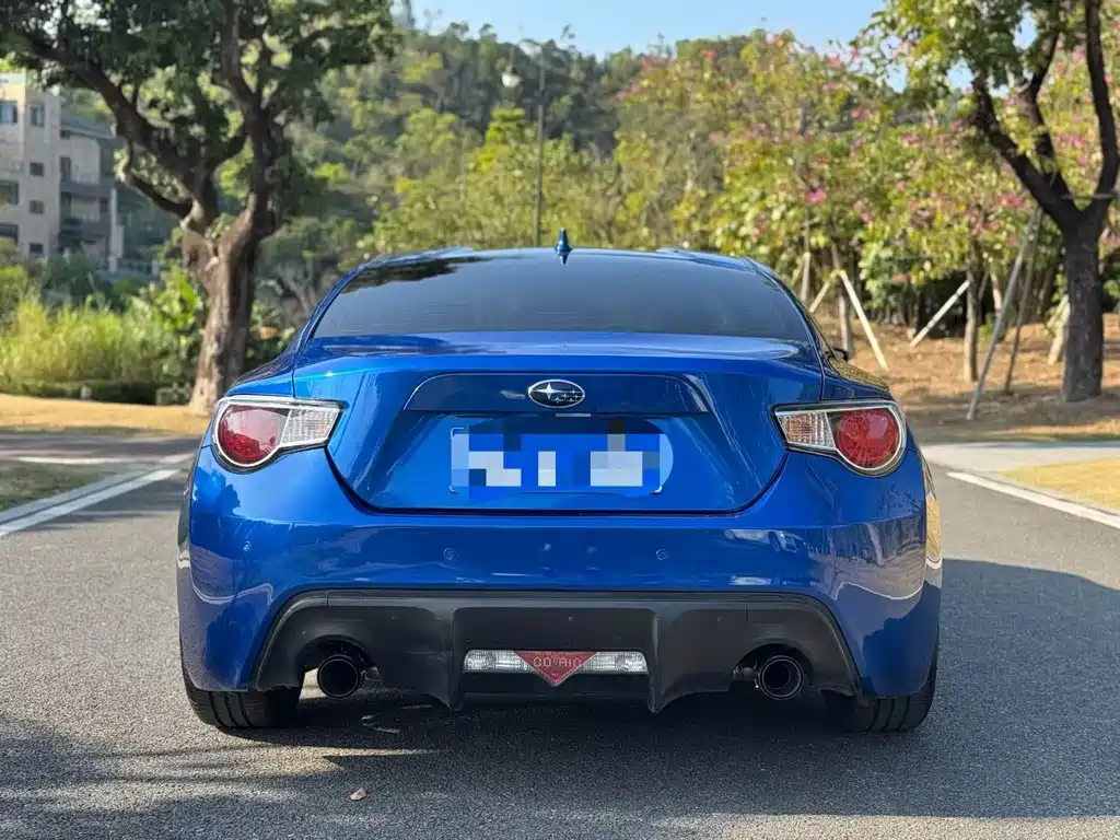 Subaru BRZ 2015 — фото 8