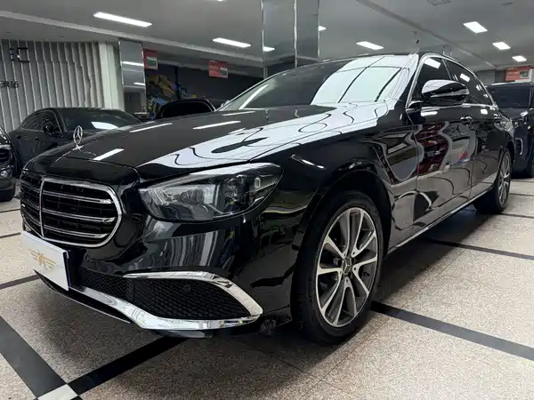 Mercedes-Benz E-Class 2018