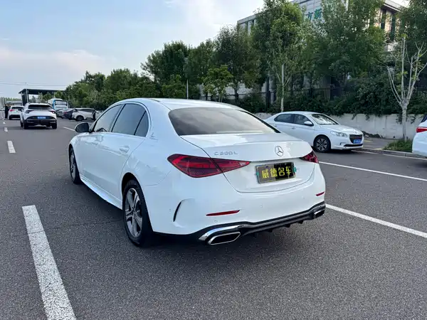 Mercedes-Benz C-Class 2022