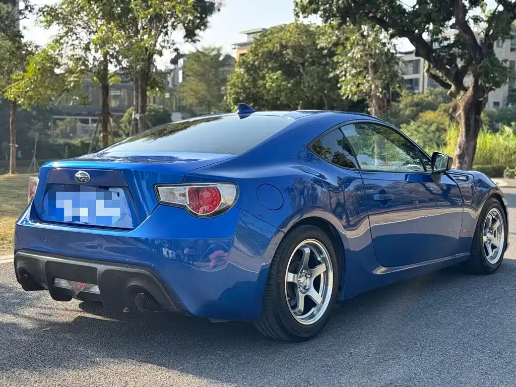 Subaru BRZ 2015 — фото 9