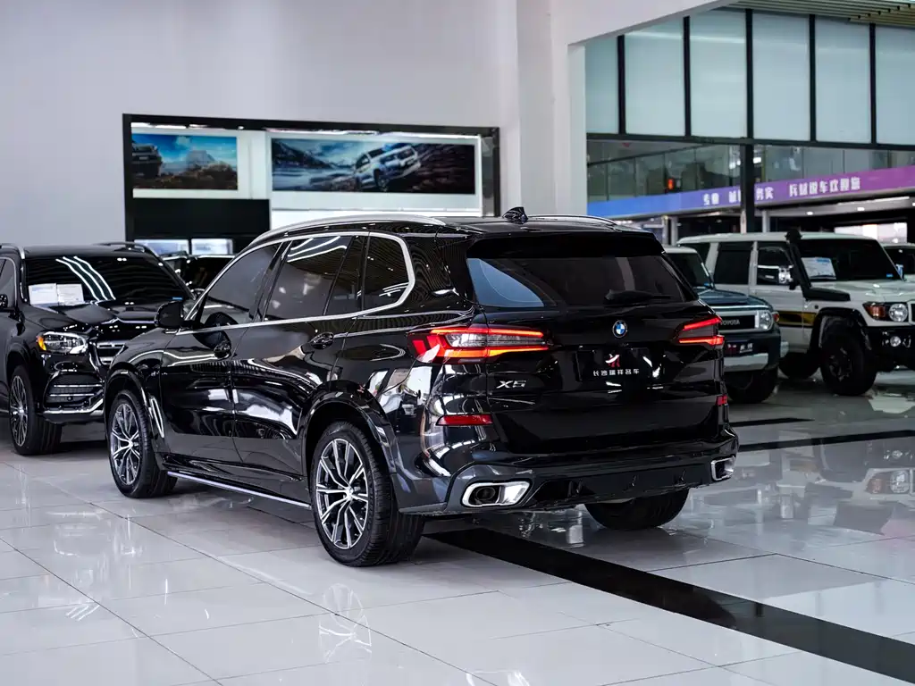 BMW X5 2022 — фото 18