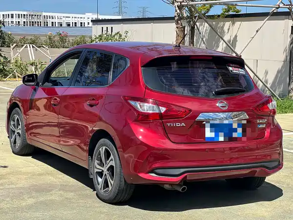 Nissan Tiida 2016