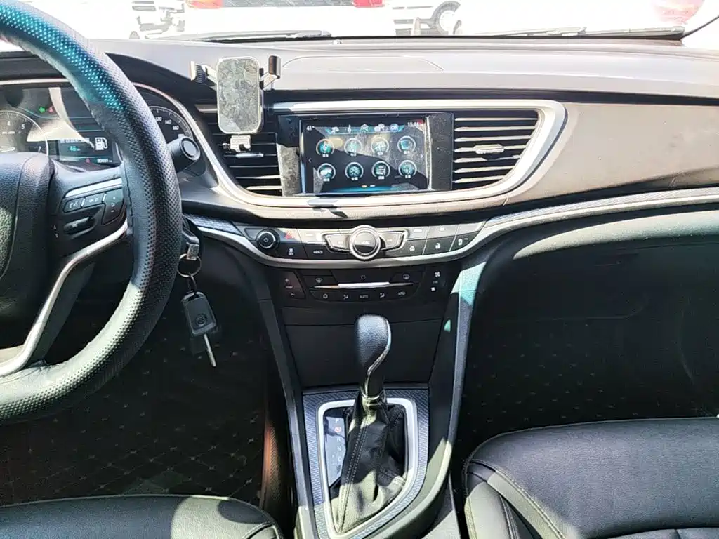 Buick Excelle 2020 — фото 13