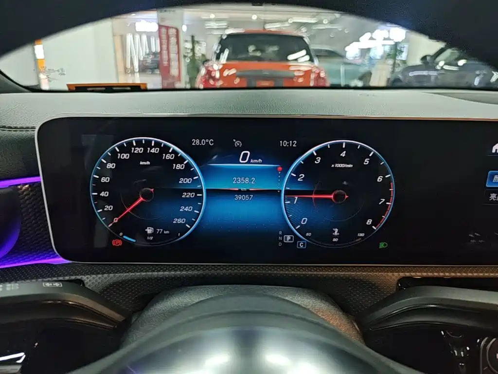 Mercedes-Benz A-Class 2020 — фото 12