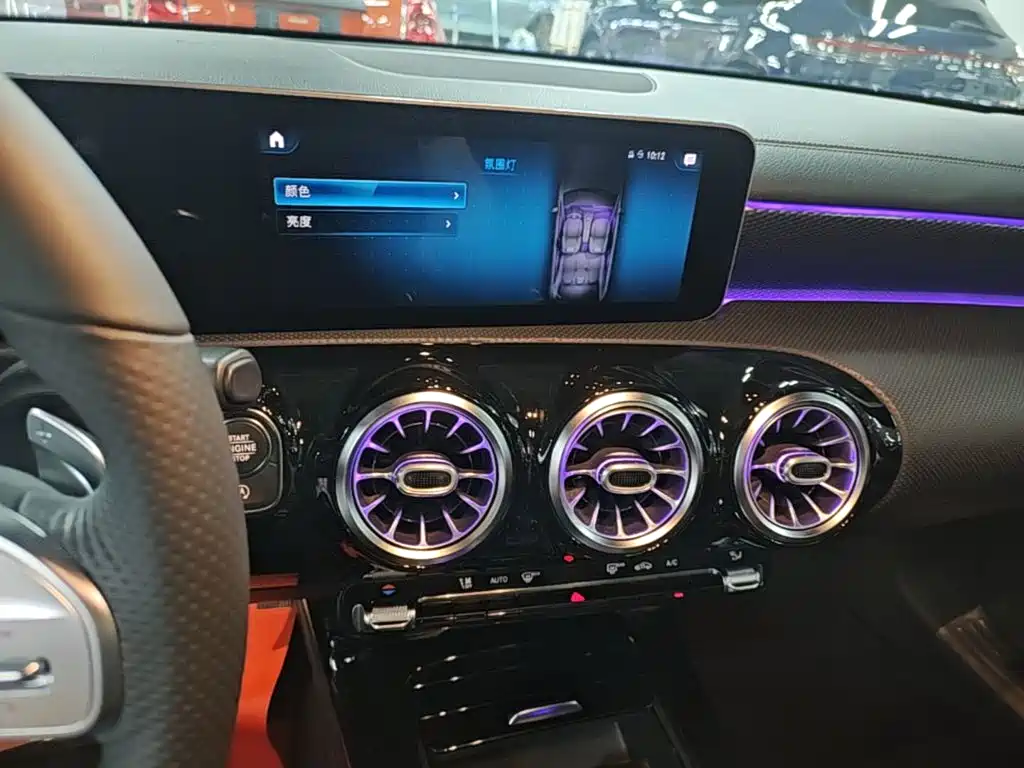 Mercedes-Benz A-Class 2020 — фото 13