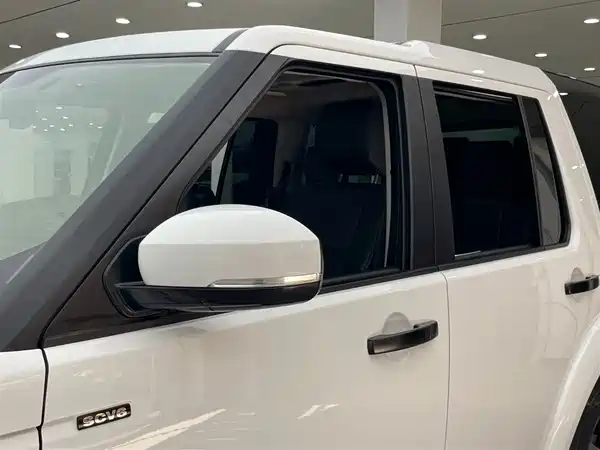 Land Rover Discovery 2016