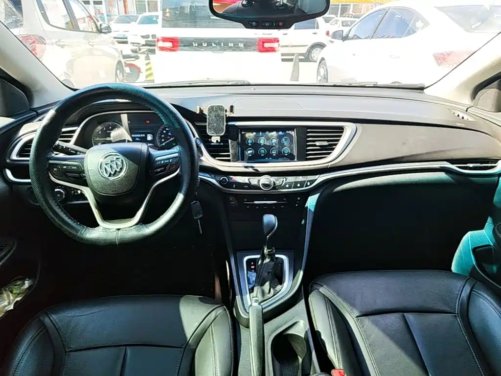 Buick Excelle 2020 — фото 10