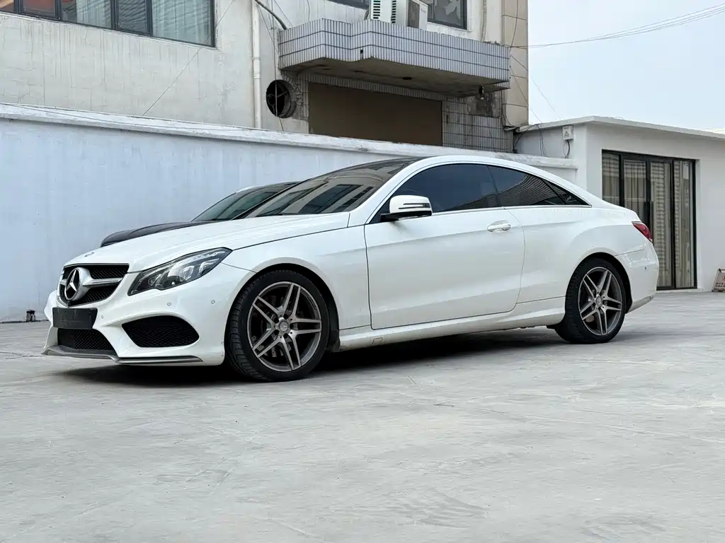Mercedes-Benz E-Class 2014 — фото 1