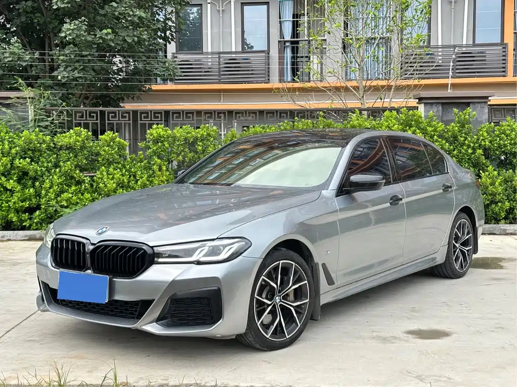 BMW 5 Series 2022